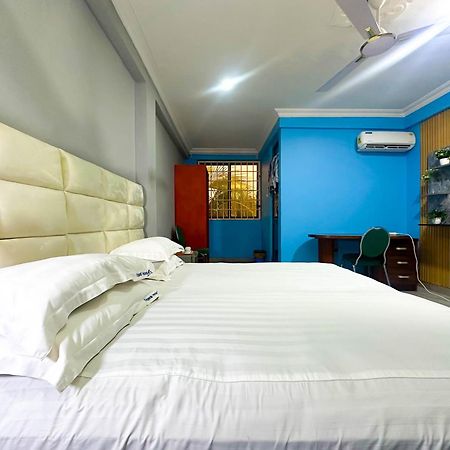 Triple Hill Hotel Weija Extérieur photo