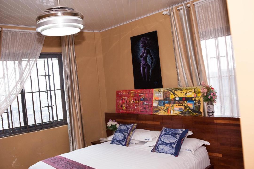 Triple Hill Hotel Weija Extérieur photo