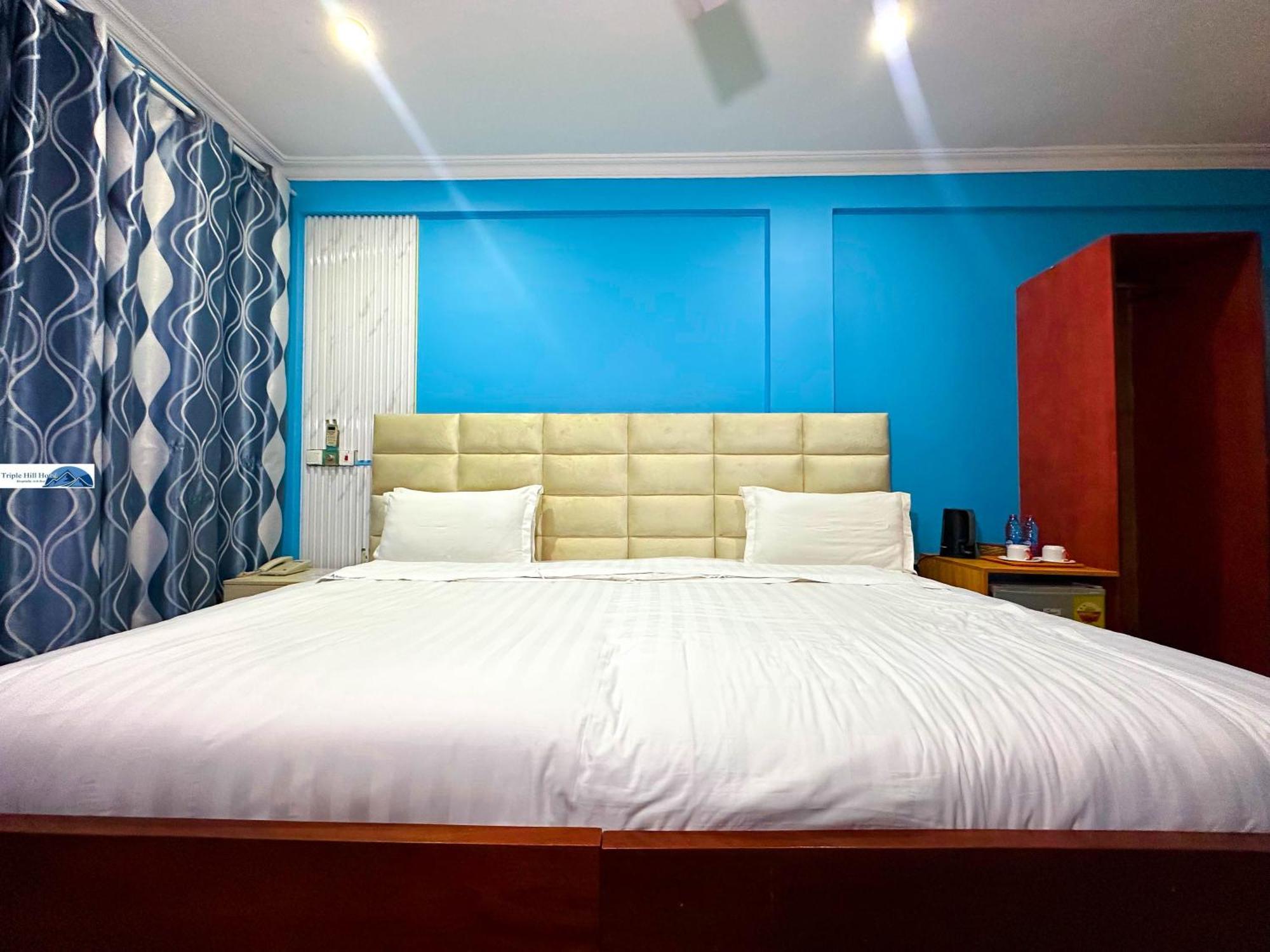 Triple Hill Hotel Weija Extérieur photo