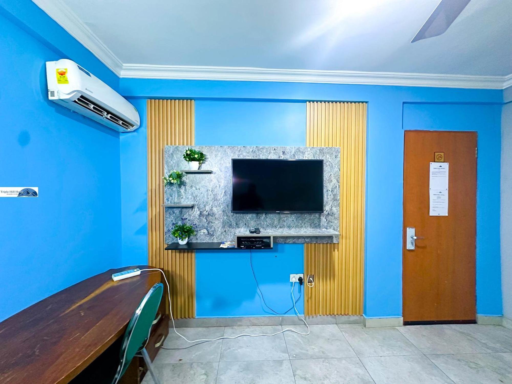 Triple Hill Hotel Weija Extérieur photo